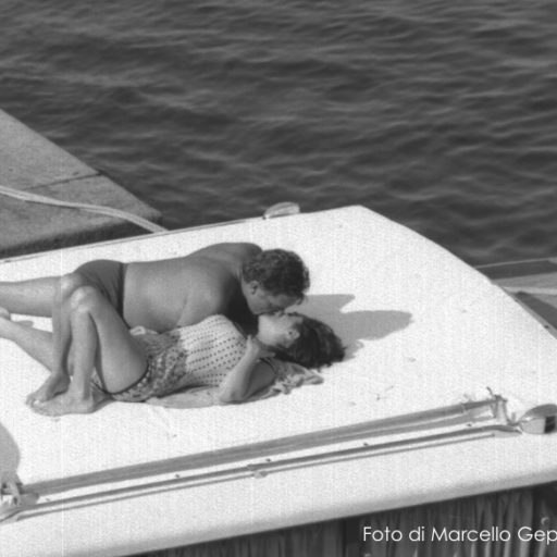 Richard Burton e Liz Taylor. Ischia, 18 giugno 1962. Foto di Marcello Geppetti